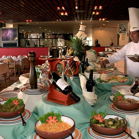 Real Plaza Hotel & Convention Center لاباز المطعم الصورة
