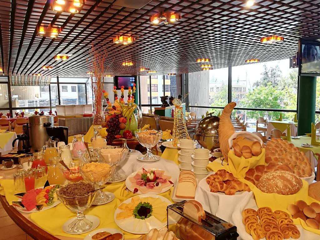 Real Plaza Hotel & Convention Center لاباز المظهر الخارجي الصورة